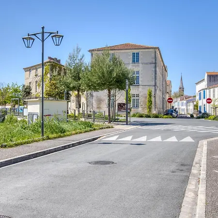 Lovely In Appartamento Le Château-dʼOléron